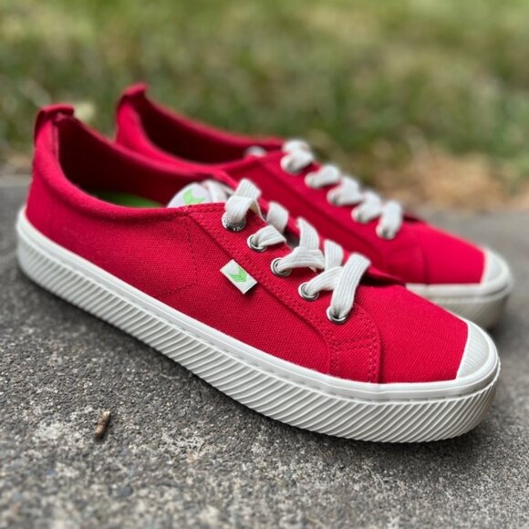 CARIUMA OCA Low Red Canvas Sneaker Sz 7.5 - Picture 1 of 9